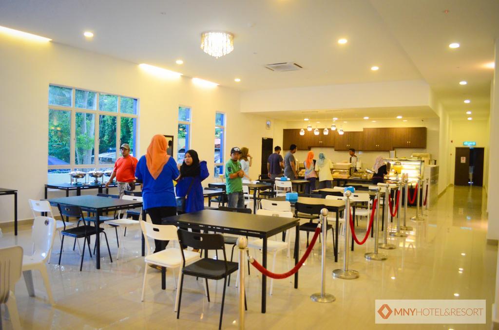 Mny Hotel & Resort Kampung Teluk Nipah Exteriör bild