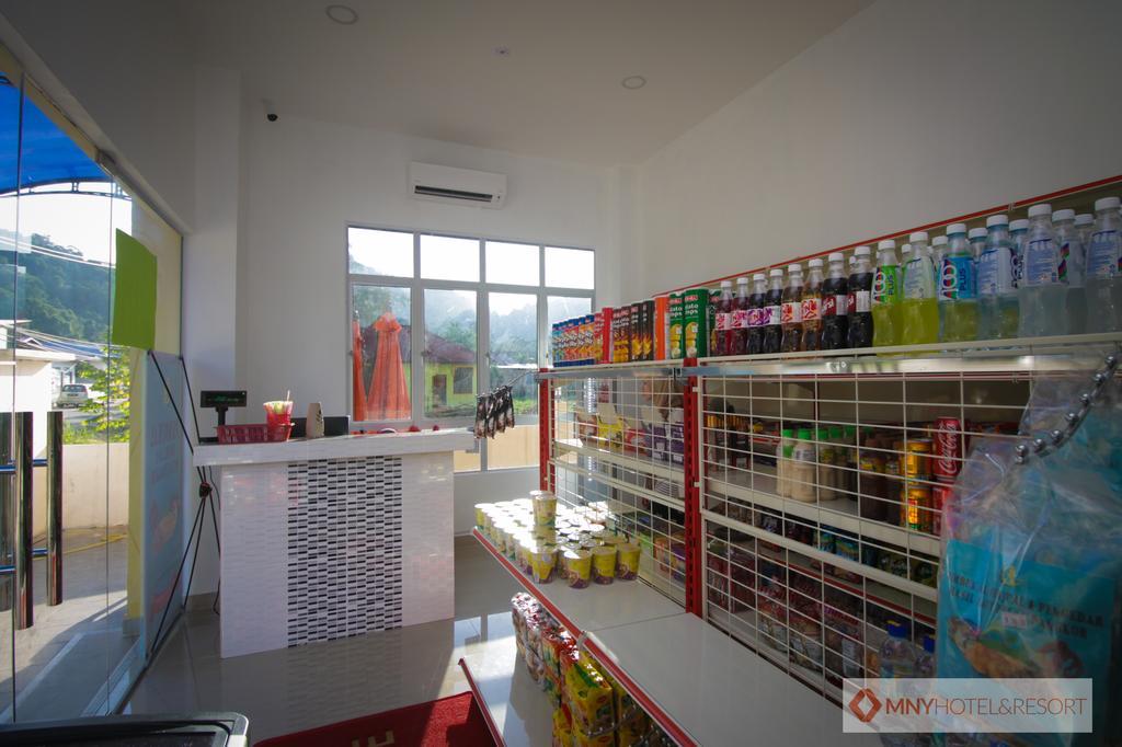 Mny Hotel & Resort Kampung Teluk Nipah Exteriör bild