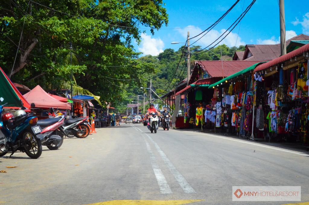Mny Hotel & Resort Kampung Teluk Nipah Exteriör bild