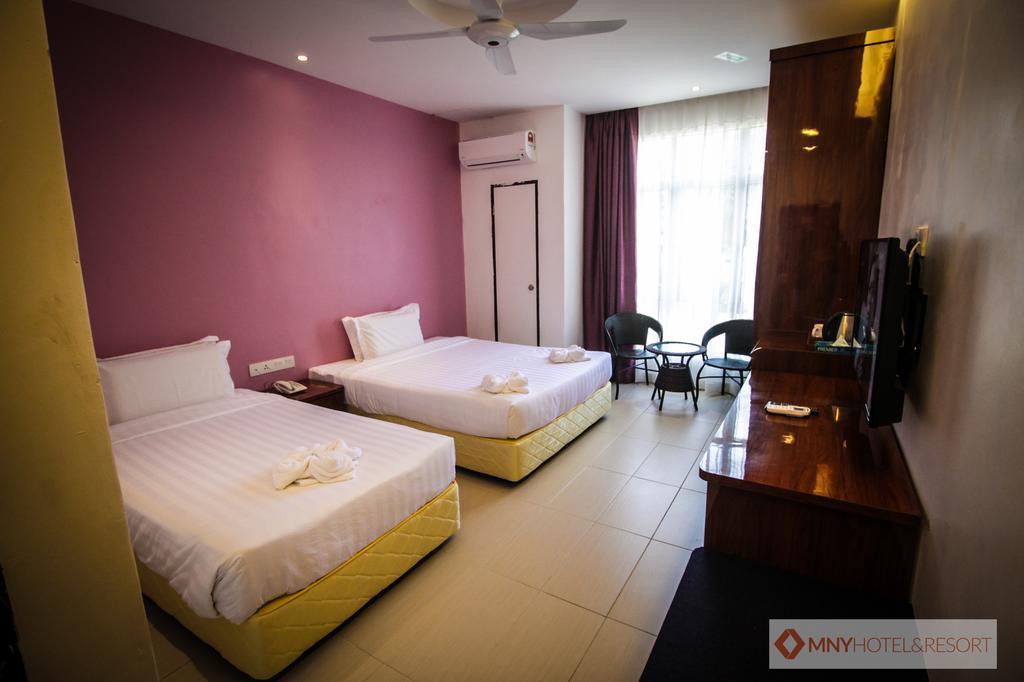 Mny Hotel & Resort Kampung Teluk Nipah Exteriör bild